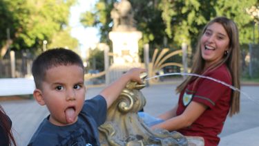 La primera ola de calor de la temporada impacta con fuerza en San Juan.