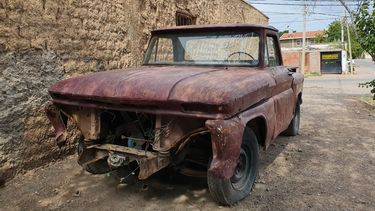 ¿Qué pasará con los autos que están abandonados en la vía pública en Capital?