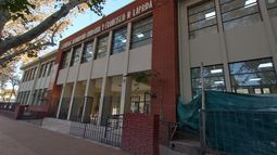 La comunidad educativa de la Escuela Rivadavia se encontraba preocupada al no saber si se trataba o no de un cuadro de meningitis.