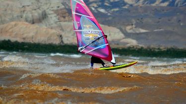 Iglesia reclama el manejo de Cuesta del Viento