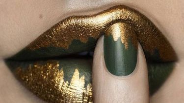 Cómo usar labiales oscuros y no morir en el intento