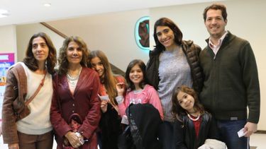 El Teatro Sarmiento se llenó de una familia de artistas