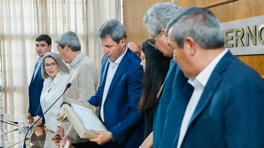 Nueva línea eléctrica para Barreal y El Leoncito, hay 5 empresas en carrera.