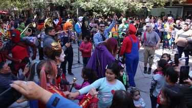 Cuarteto, Mario Bros y El Chavo, en la Peatonal y para los niños