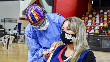 Cuántos docentes sanjuaninos ya se vacunaron contra el COVID-19