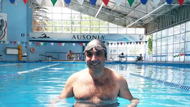 Mariano Bataller: “La natación me permite divertirme y estar sano”