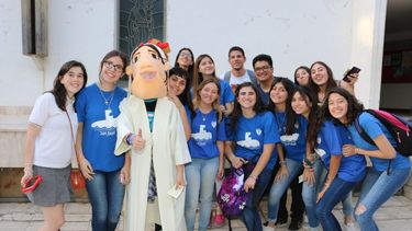 Los jóvenes, los grandes protagonistas de la asunción de Lozano