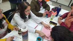 El Ministerio de Educación recordó el protocolo que se aplica en casos de situaciones complejas dentro de las escuelas. El Ministerio de Educación recordó el protocolo que se aplica en casos de situaciones complejas dentro de las escuelas.