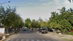 El robo se produjo sobre la calle Cortínez, entre Las Heras y España, en cercanías del cementerio de la Capital sanjuanina. El robo se produjo sobre la calle Cortínez, entre Las Heras y España, en cercanías del cementerio de la Capital sanjuanina.