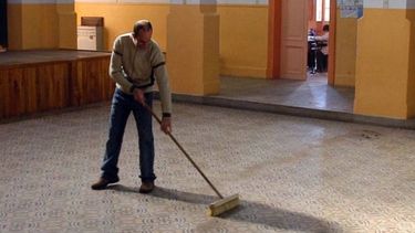 Contratados y personal administrativo ya pueden presentar las facturas de marzo, según anunció el Ministerio de Educación.