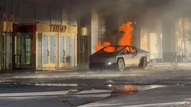 Explotó un Tesla Cybertruck en el Trump Hotel de Las Vegas: ¿bomba o falla eléctrica?