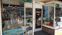 A días del eclipse, cuesta conseguir lentes en el comercio sanjuanino