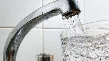 Atención usuarios: piden minimizar este lunes el uso de agua potable
