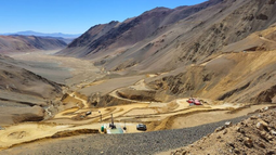 La Rioja tambien quiere una tajada de Lunahuasi, el proyecto de cobre de la minera NGEx que tiene una gran cantidad tambien de oro en el distrito Vicuña. La Rioja tambien quiere una tajada de Lunahuasi, el proyecto de cobre de la minera NGEx que tiene una gran cantidad tambien de oro en el distrito Vicuña.