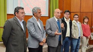 Entregan certificados de curso de manipulación de alimentos