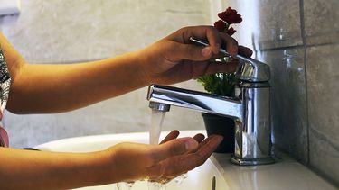 Piden extremar cuidados del agua potable por un desperfecto en la Plata Potabilizadora: ¿en qué departamentos?