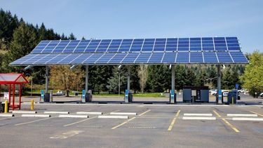 Quieren instalar una estación para recargar los autos eléctricos