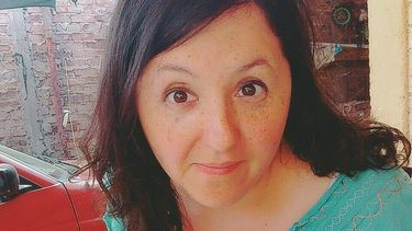 Una mendocina busca a su madre biológica en San Juan