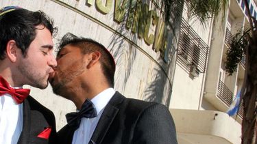 Los chilenos Yosef y Juan Pablo ahora son marido y marido