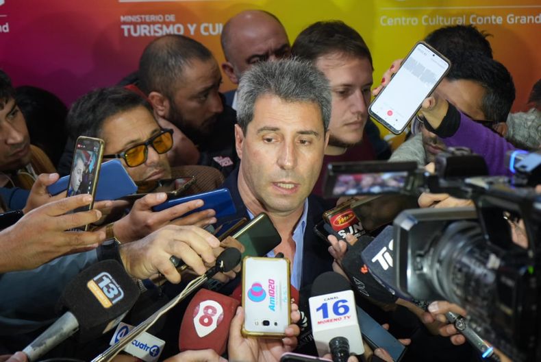 Uñac rueda de prensa