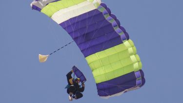 Cerca de 3000 personas disfrutaron del Show de Acrobacia en el Aeroclub