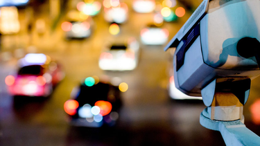 Las fotomultas son un sistema cuestionado porque algunos conductores las consideran tramposas. En Rawson hay 3 esquinas con el sistema y son las únicas en San Juan pero se vienen más.