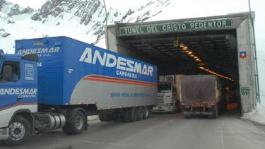 Por un temporal del lado chileno no abrió el paso Cristo Redentor