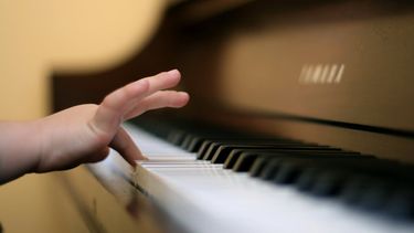 Un concierto de piano para recaudar juguetes