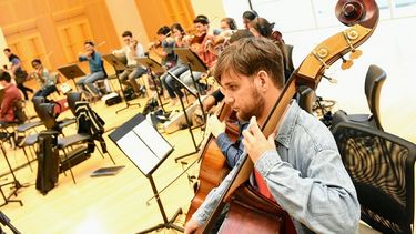 FNS: empezaron a grabar la música para el Espectáculo Final