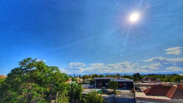 El calor volvió con todo, pero... ¿se viene la lluvia?