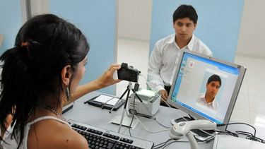 Trámite de documentación para ciudadanos chilenos