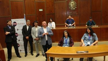 Alumnos de proyecto educativo conocieron la Legislatura