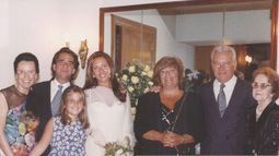 La foto de una reconocida familia sanjuanina, en una fake news del coronavirus