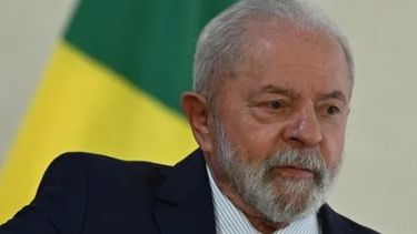 Lula da Silva fue internado de urgencia este domingo en Brasil.