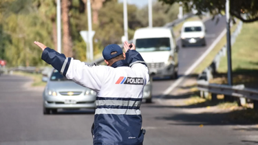 Rigen nuevos valores de multas de tránsito en San Juan: hasta $436.200 por conducir sin licencia o borracho