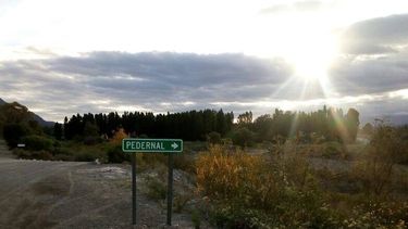 Construyeron las bases del puente que salvará a Pedernal del aislamiento