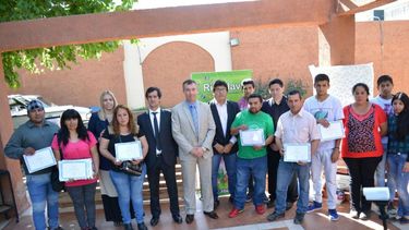 Rivadavia dio herramientas a vecinos para construir sus propias camas