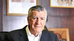 Por facebook, Gioja agradeció a los sanjuaninos el apoyo