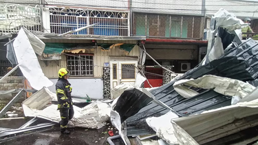 Taiwán sufrió la llegada de un fuerte tifón.