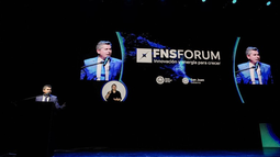 El año pasado el FNS Forum fue un éxito. Este 2025 vuelve para poner a San Juan en el centro de la agenda económica y productiva del país, con la presencia de líderes de la minería, la diplomacia, la innovación y el deporte. El año pasado el FNS Forum fue un éxito. Este 2025 vuelve para poner a San Juan en el centro de la agenda económica y productiva del país, con la presencia de líderes de la minería, la diplomacia, la innovación y el deporte.