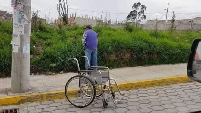 Un milagro de Semana Santa: un hombre se volvió viral por hacer pis