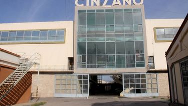 Un lujo en la ex Cinzano: quieren empezar a mitad de año
