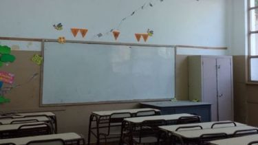 ¿Qué pasa este viernes con las escuelas que sufrieron interrupción de servicios por el Zonda?