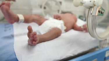 Cómo sigue la historia de Agustín, el nene que dejaron en el Rawson