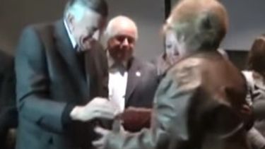 Jubilaciones para 740 abuelos y 11 casas PROCREAR