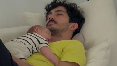 ursula corbero mostro su maternidad sin filtros: fotos ineditas con su hijo dante y el detras de escena del posparto ursula corbero mostro su maternidad sin filtros: fotos ineditas con su hijo dante y el detras de escena del posparto