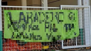 Una ingeniosa campaña publicitaria rawsina con errores de ortografía fue viral en las redes