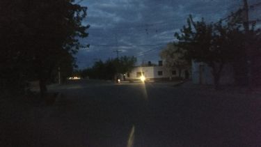 Valle Fértil: apagaron hasta el alumbrado público en reclamo a las boletas de luz
