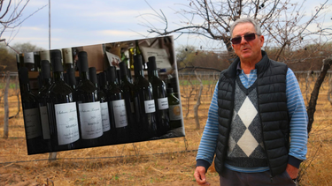 Daniel Sánchez, propietario junto a su esposa Zulma de Finca Don Antonio, tiene un don para narrar la historia y las bondades de su bodega.