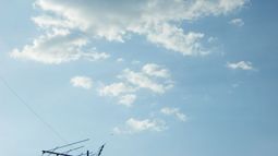 Domingo con máxima de 34º y pocas nubes